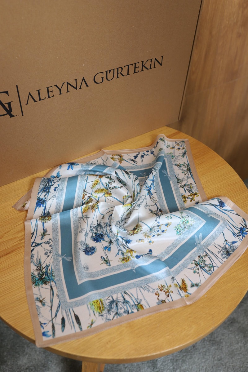 Signature Desen %100 İpek Fularr