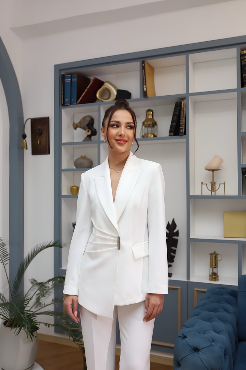Sofia Takım-Beyaz