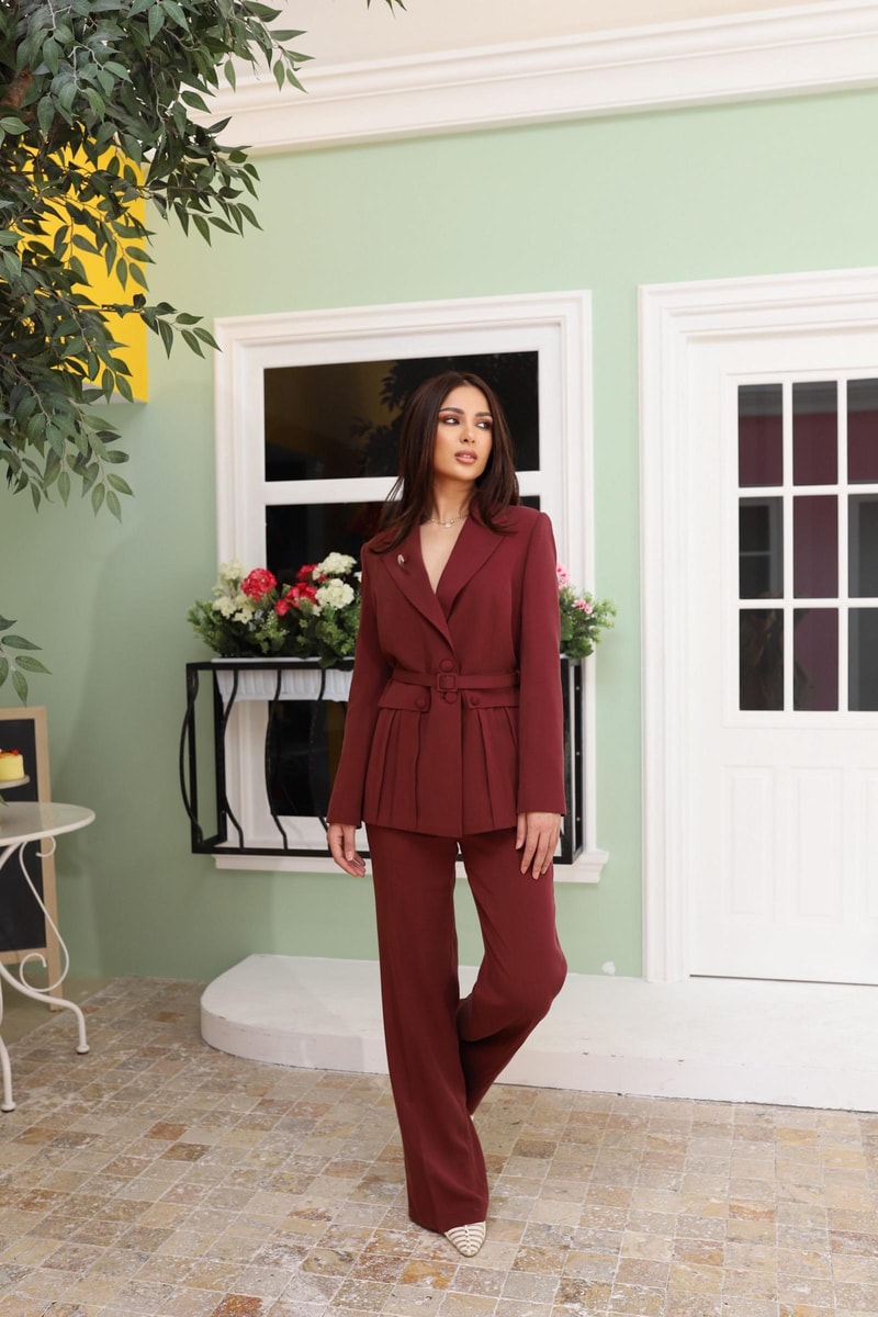 Vera Suit- Cherry 
