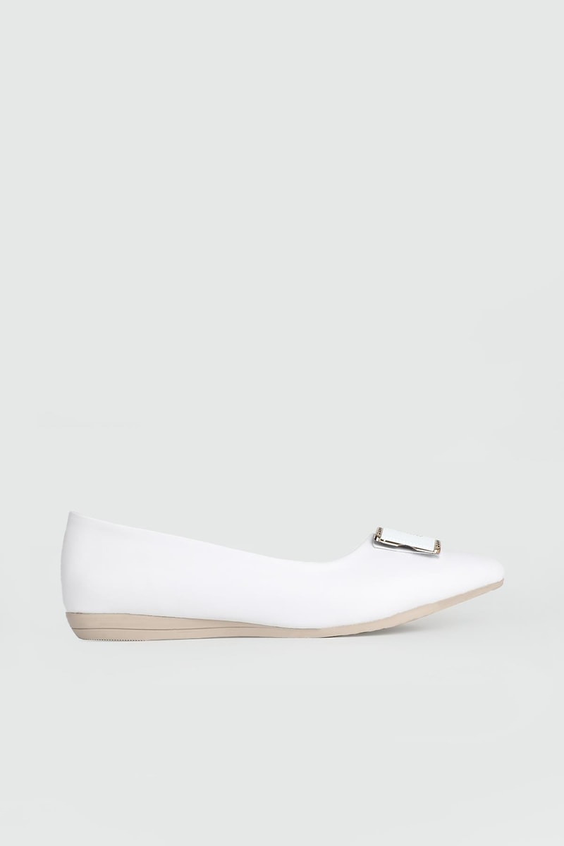 Önden Tokalı Günlük Beyaz Kadın Babet ŞM-1025 Kadın Babet Carla Bella My Bella 25Y ŞM-1025 V Tokalı
