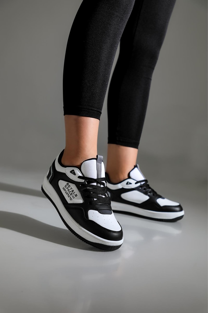 Rahat Bağcıklı Günlük Beyaz Siyah Unisex Spor Ayakkabı 2181 Unisex Günlük Spor Ayakkabı Lambırlent LAMBIRLENT 2181 UNİSEX SPOR