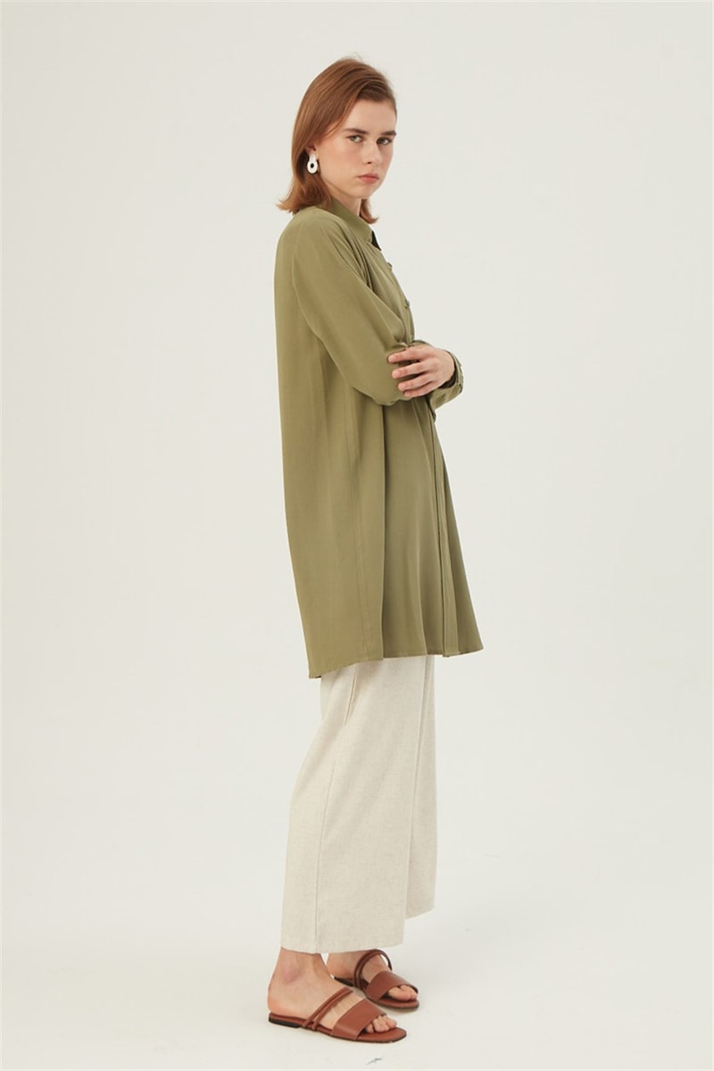 Brit Detaylı Gömlek