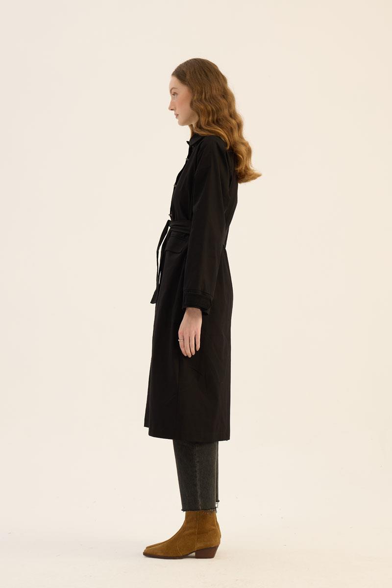 Kadife Yaka Detaylı Parka