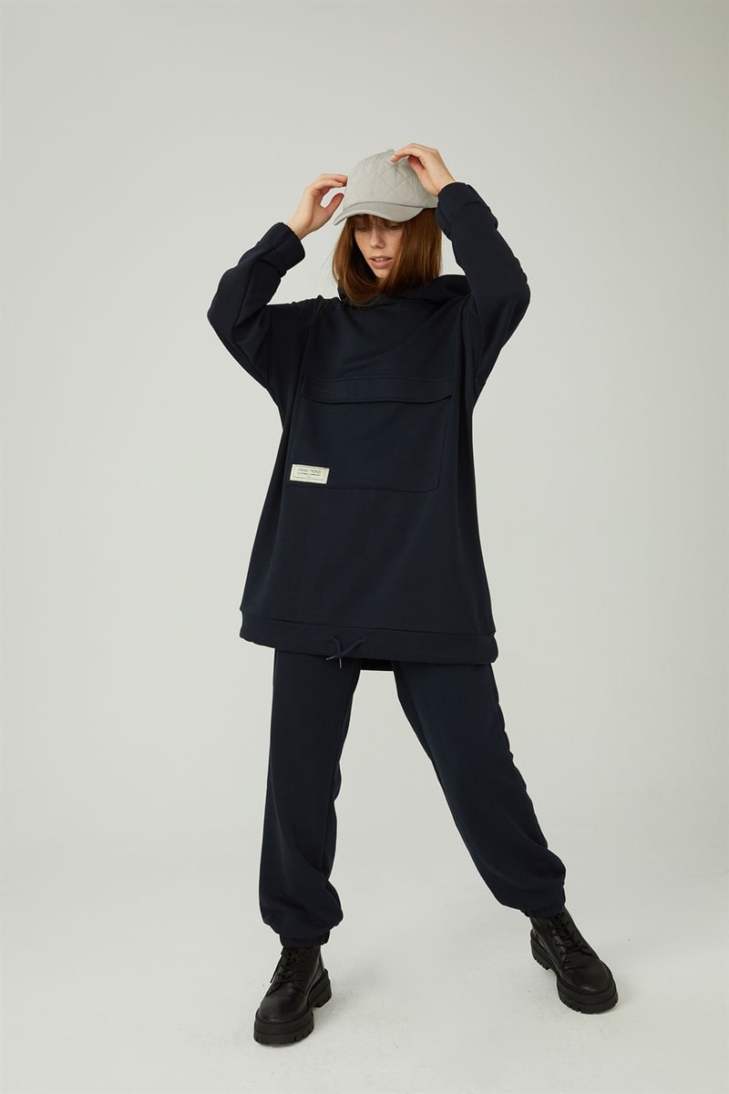 Kapaklı Cepli Sweatshirt