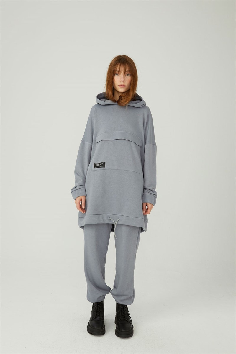 Kapaklı Cepli Sweatshirt