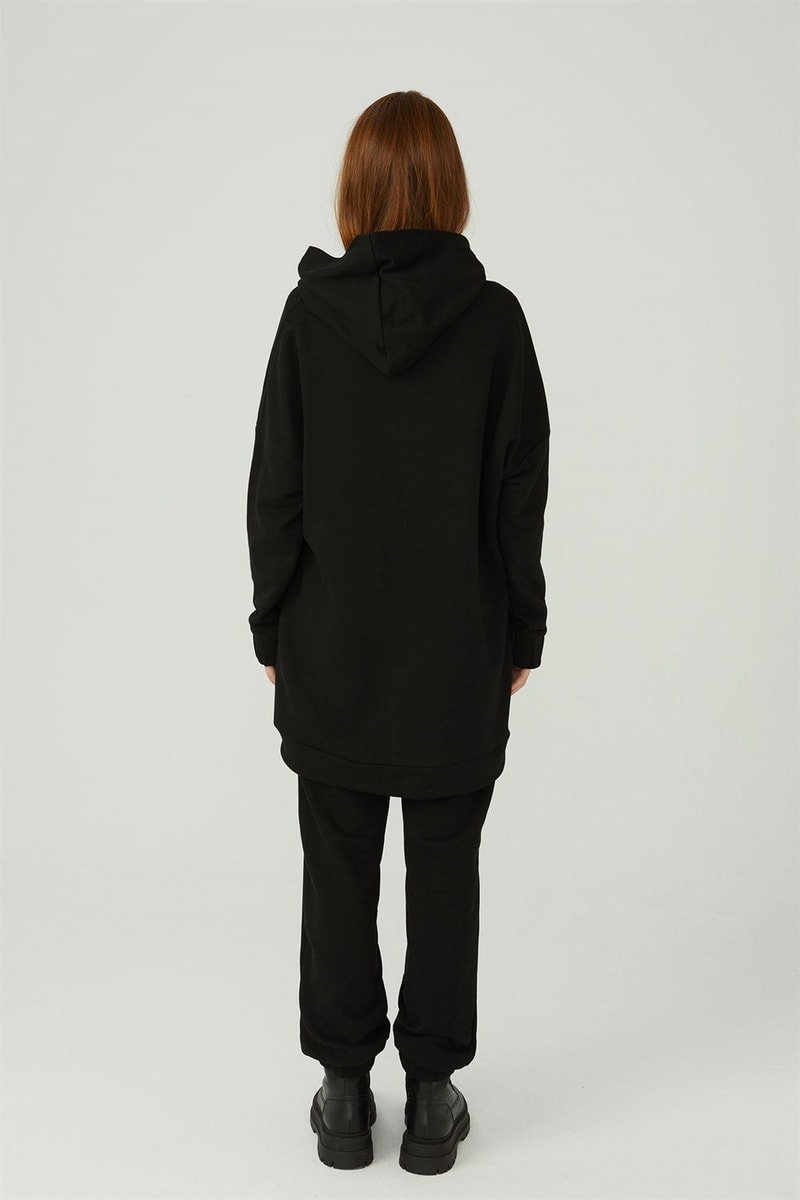 Kapaklı Cepli Sweatshirt