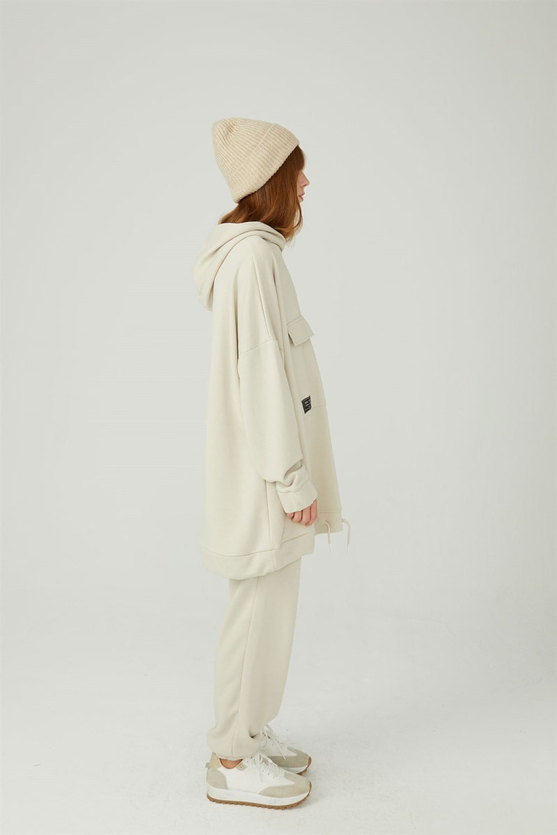 Kapaklı Cepli Sweatshirt