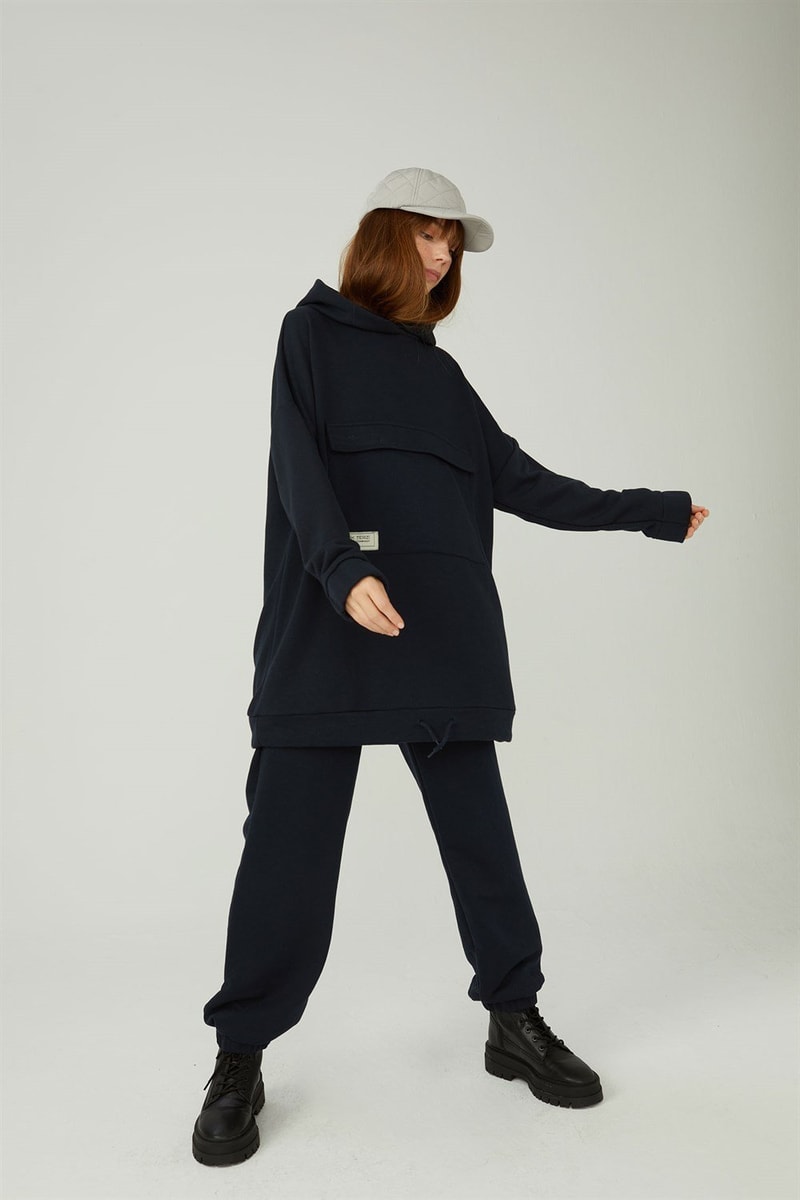 Kapaklı Cepli Sweatshirt