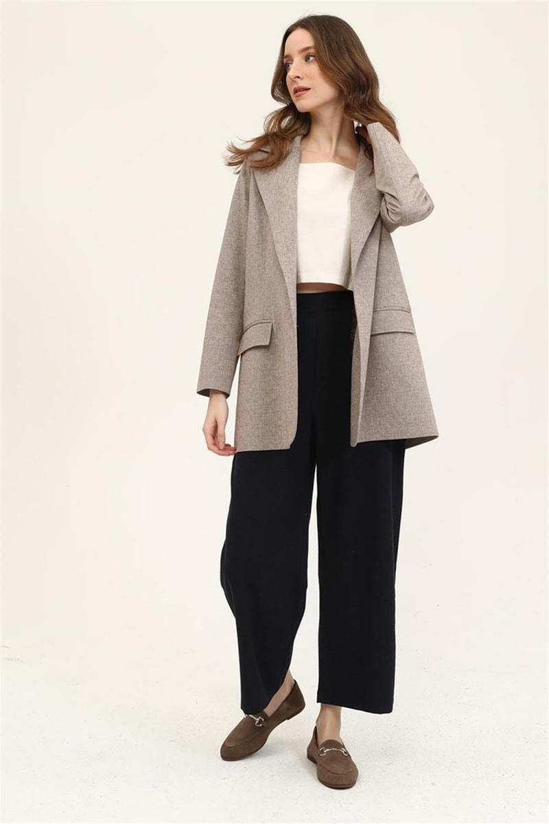 Kemeri Düğmeli Blazer