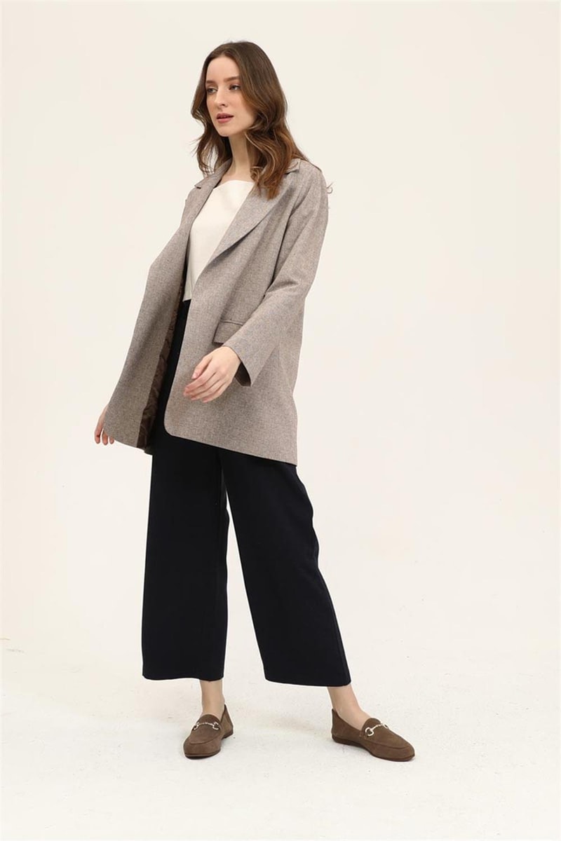 Kemeri Düğmeli Blazer