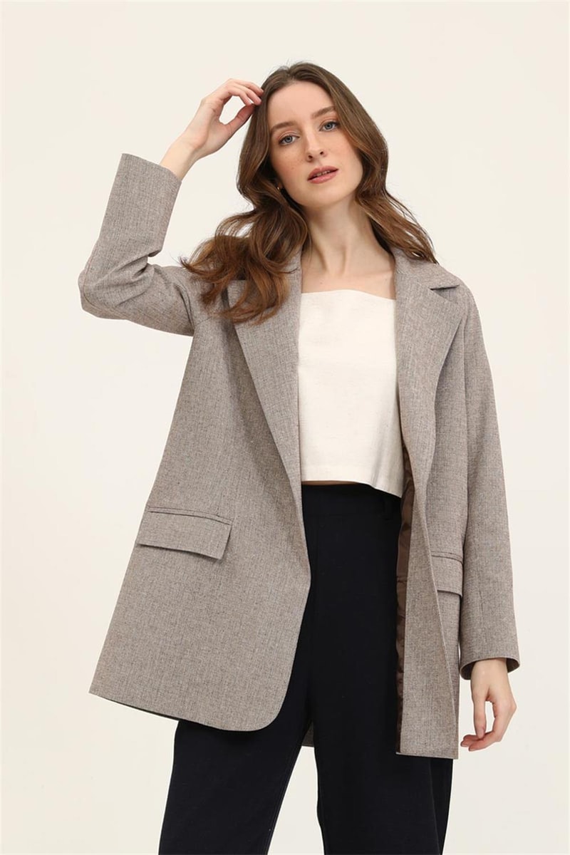 Kemeri Düğmeli Blazer