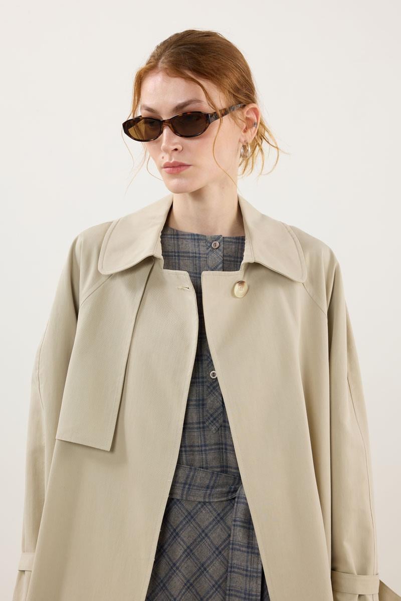 Kemik Tokalı Trençkot Kum