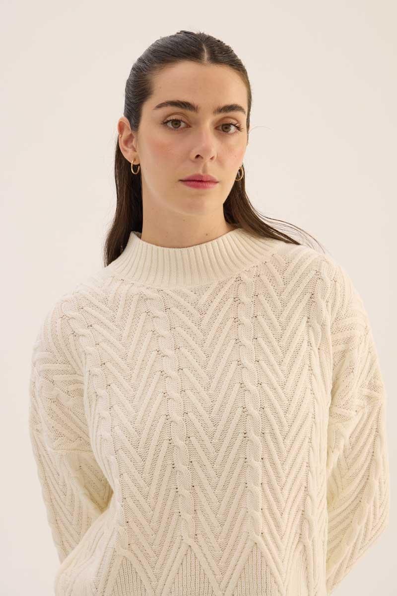 Kısa Verev Motifli Kazak