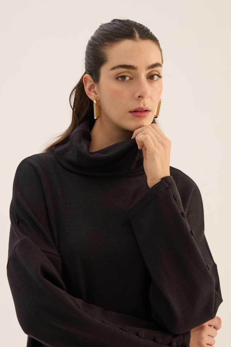 Kolları Düğmeli Kazak