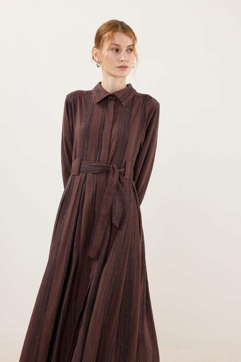 Köprü Detaylı Çizgili Elbise Acı kahve