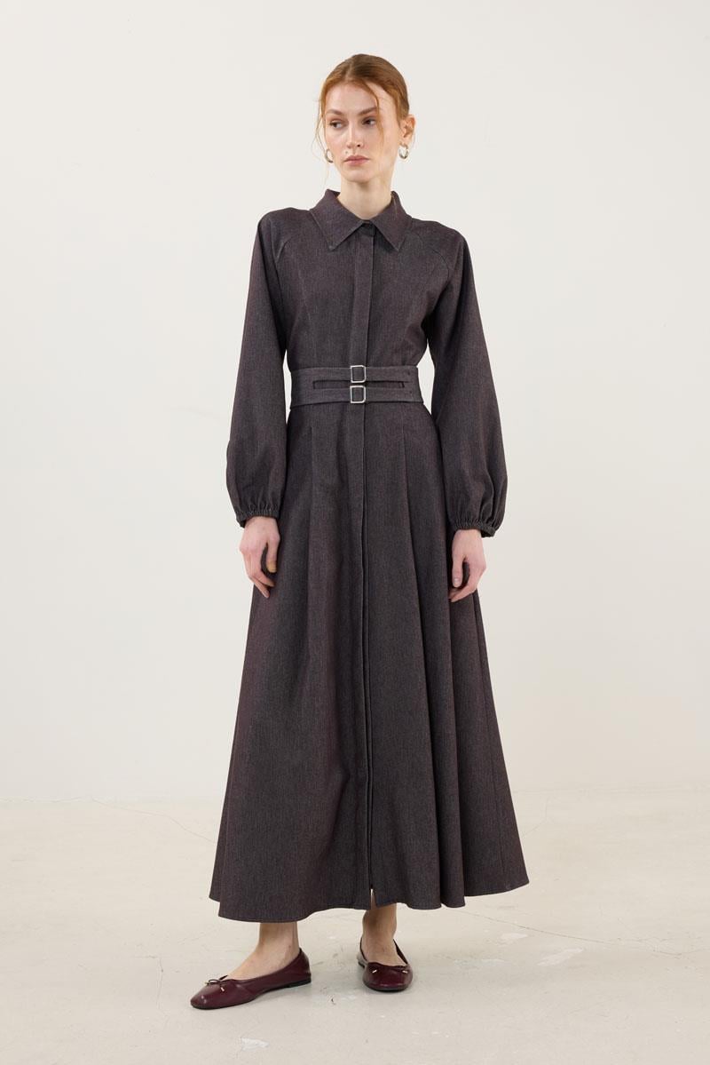 Metal Tokalı Kot Elbise Kahverengi