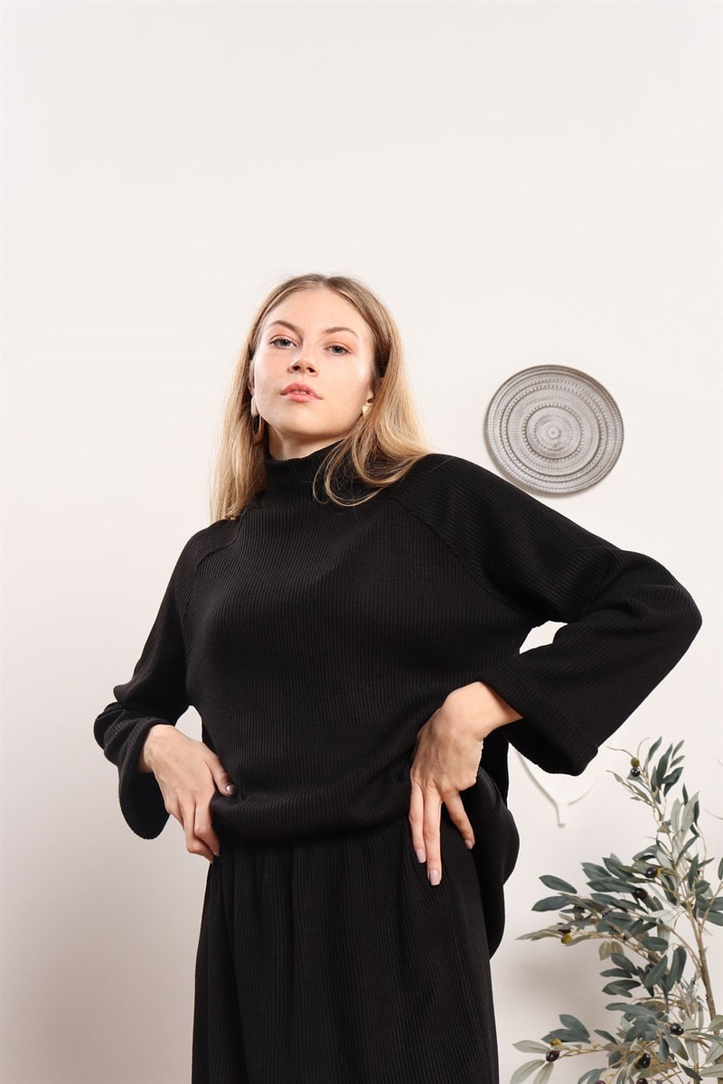 Mia Etek
