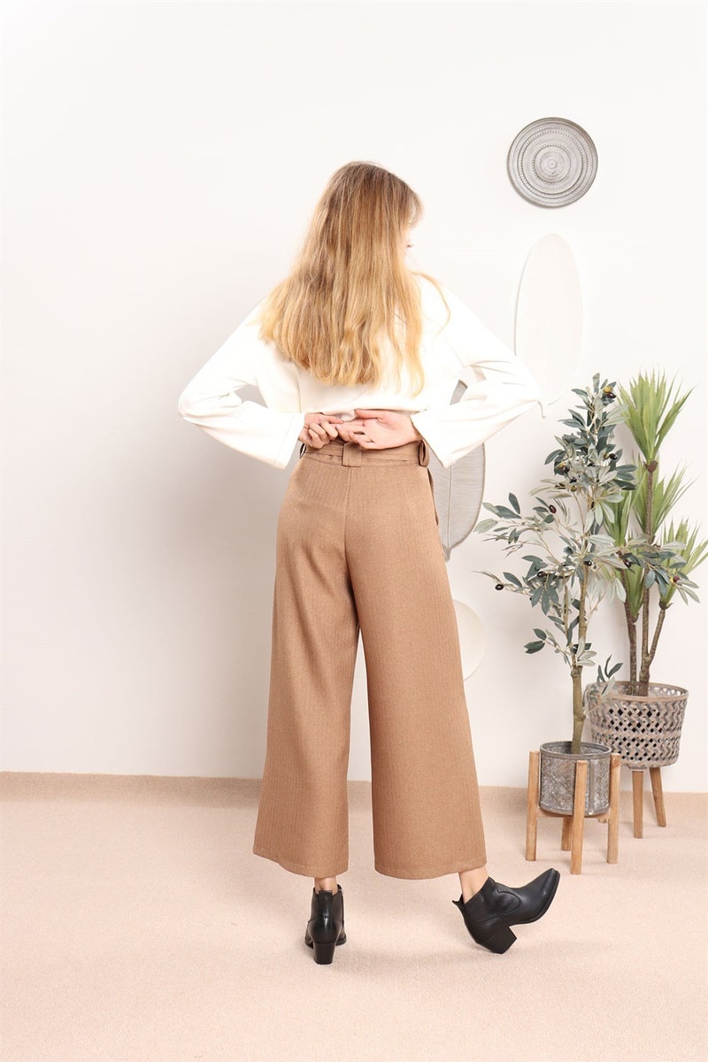Oval Kemik Tokalı Pantolon