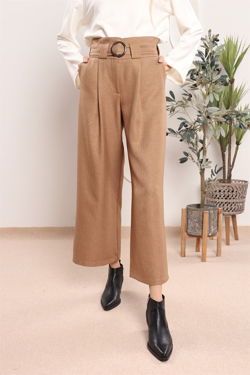 Oval Kemik Tokalı Pantolon