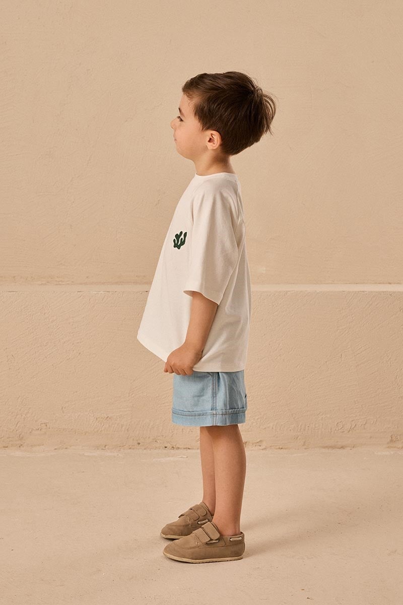 Reglan Kollu Nakışlı Çocuk Tshirt Ekru-Yosun Nakışlı