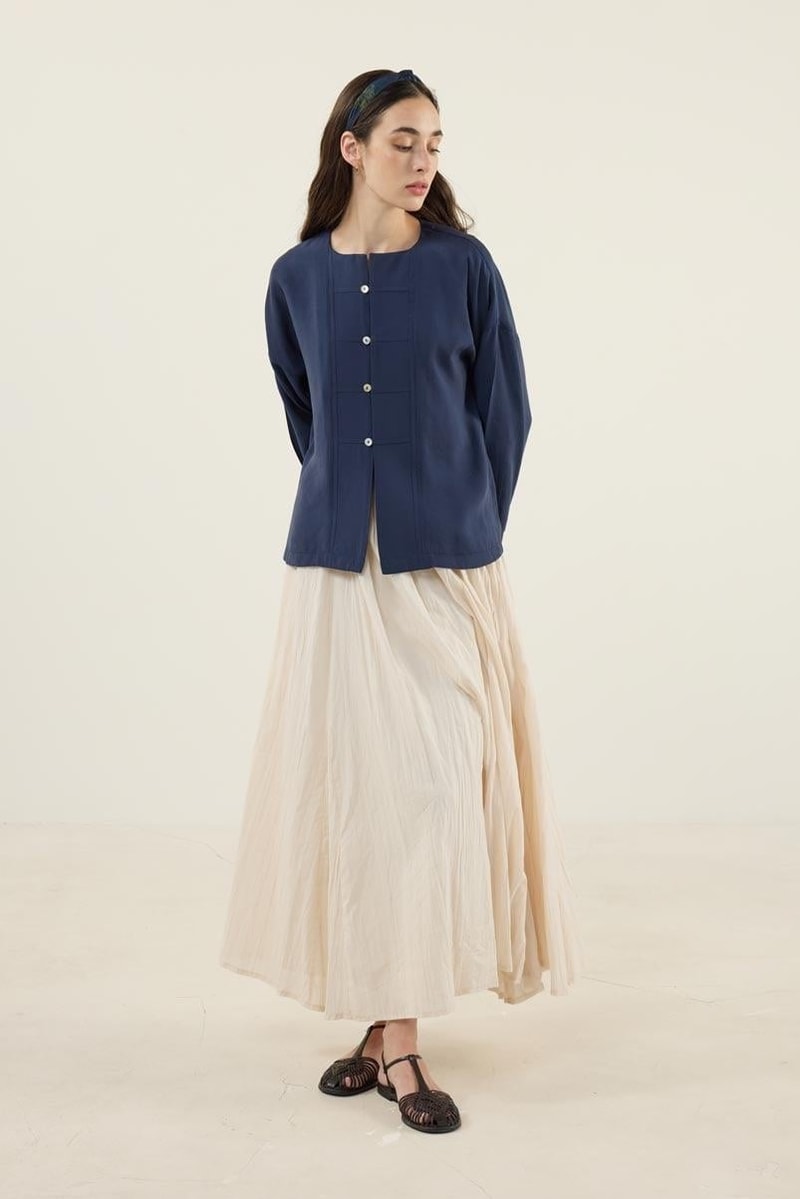 sedef-dugmeli-modal-bluz-lacivert-289f0e.jpg