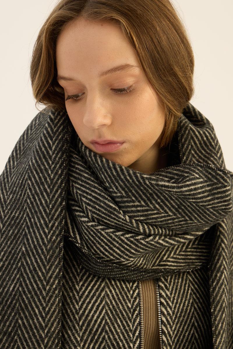 Tüylü Balıksırtı Desen Ceket