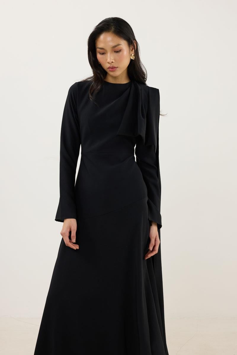 Verev Kesimli Abiye Elbise Siyah