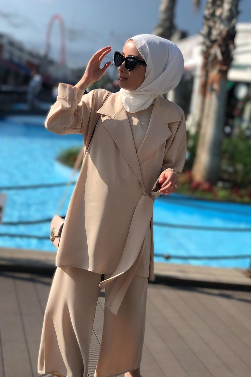 NOIRRE DESİGNTakımOver Ceket Pantolon İç Tunik Takım Bej