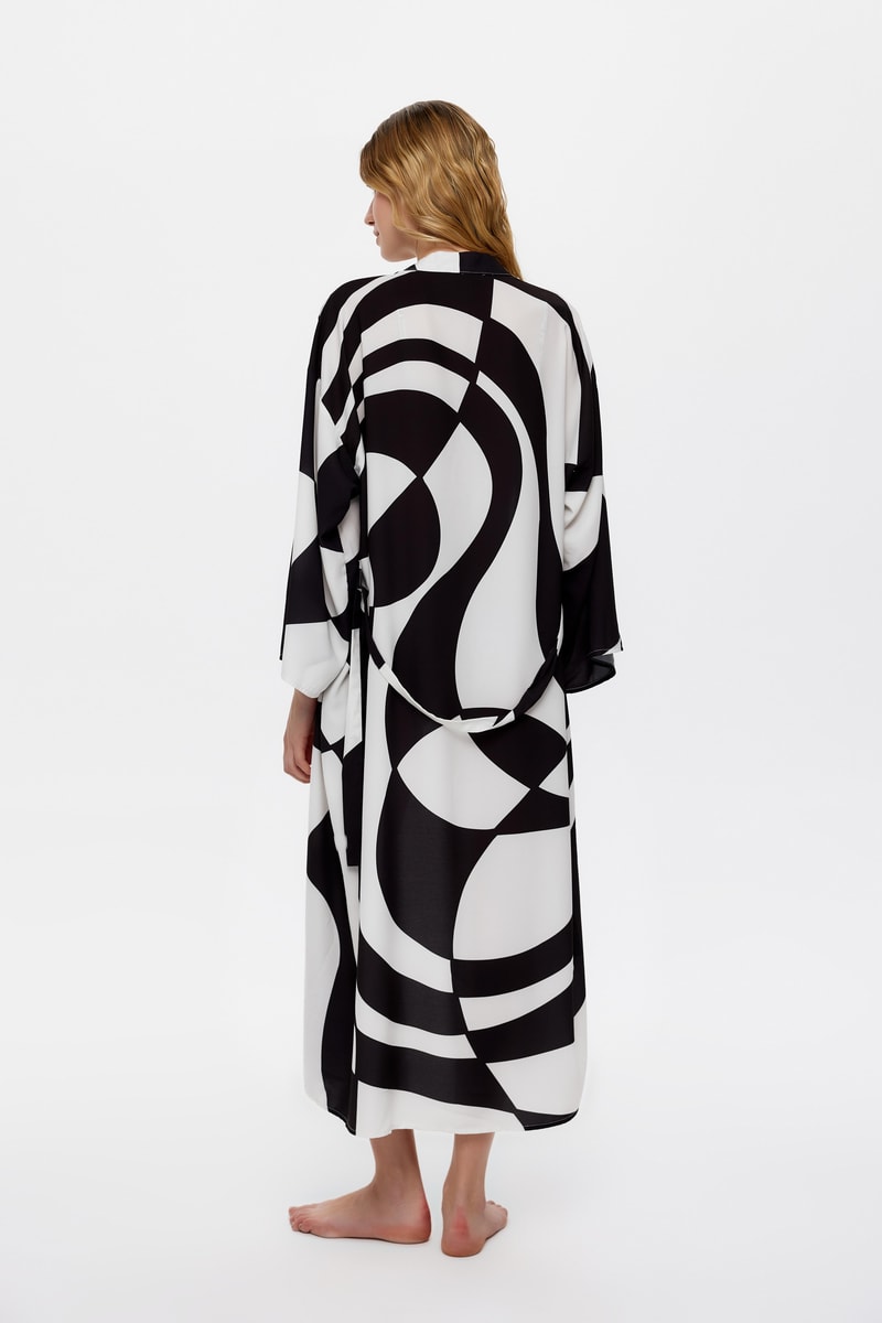 Loop Black Maxi Kimono