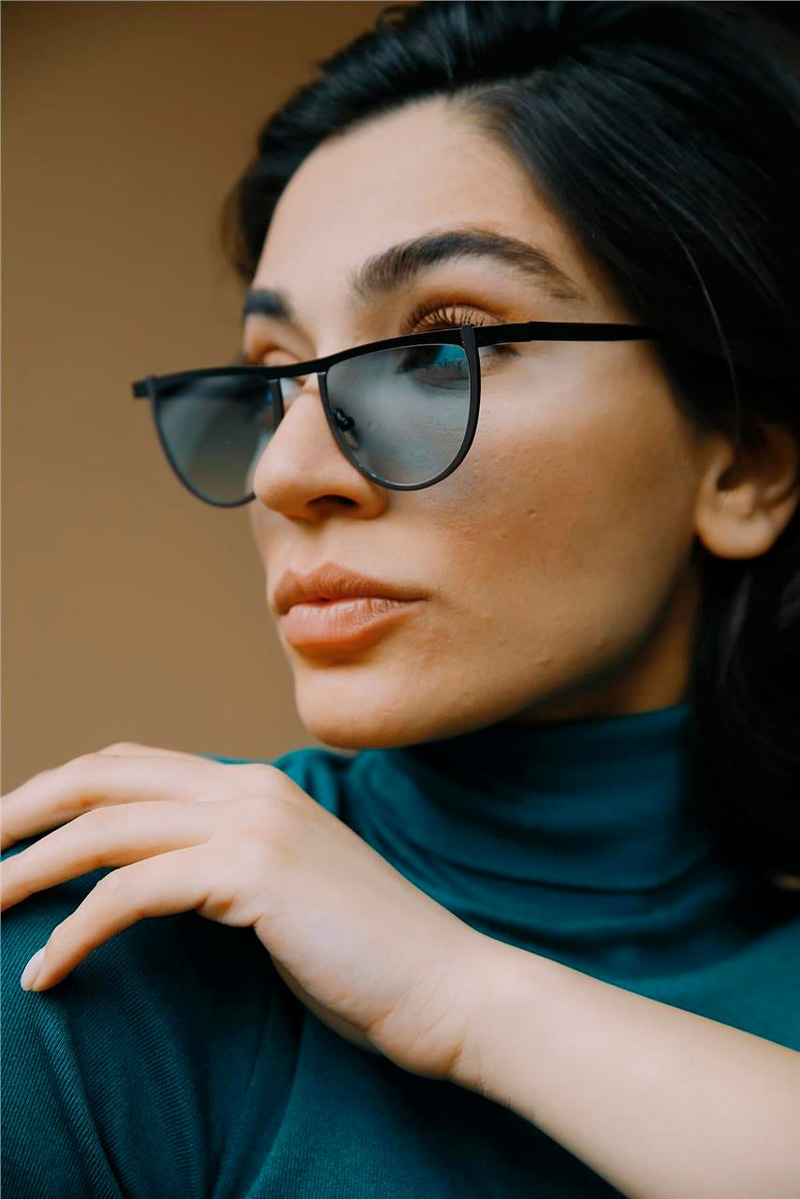 Irina Black Green Güneş Gözlüğü