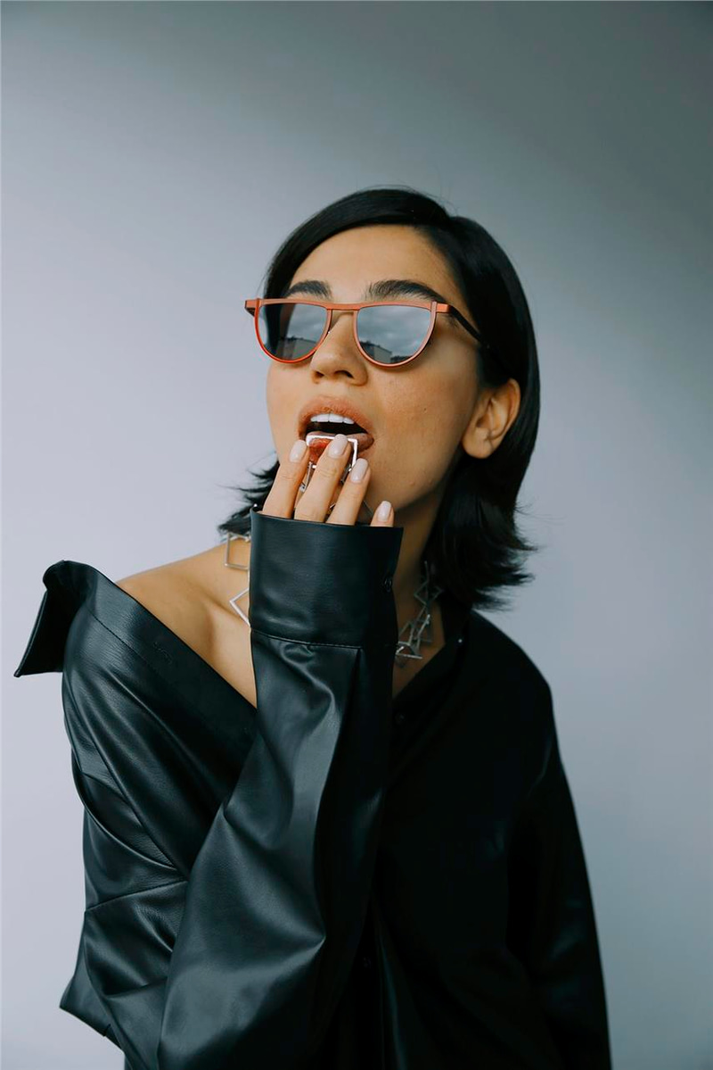 Irina Red Black Güneş Gözlüğü