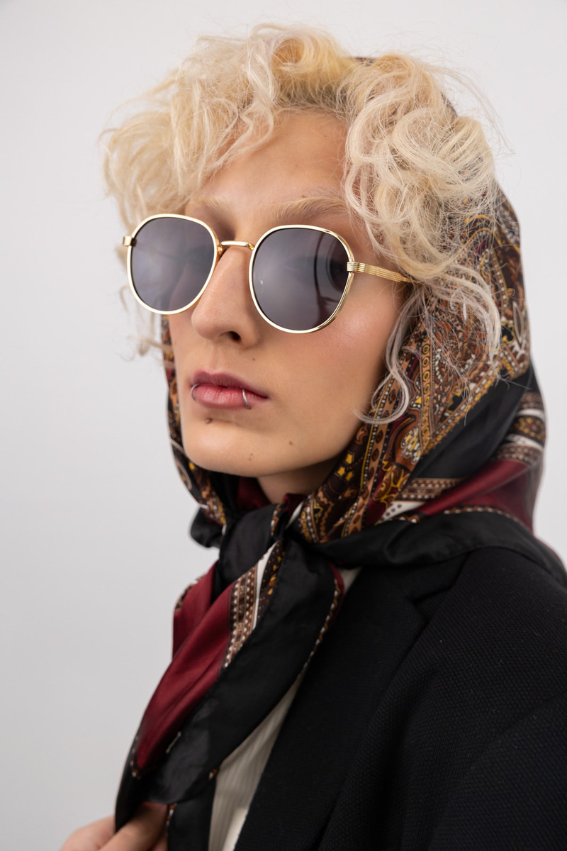 Lola Gold Black Güneş Gözlüğü