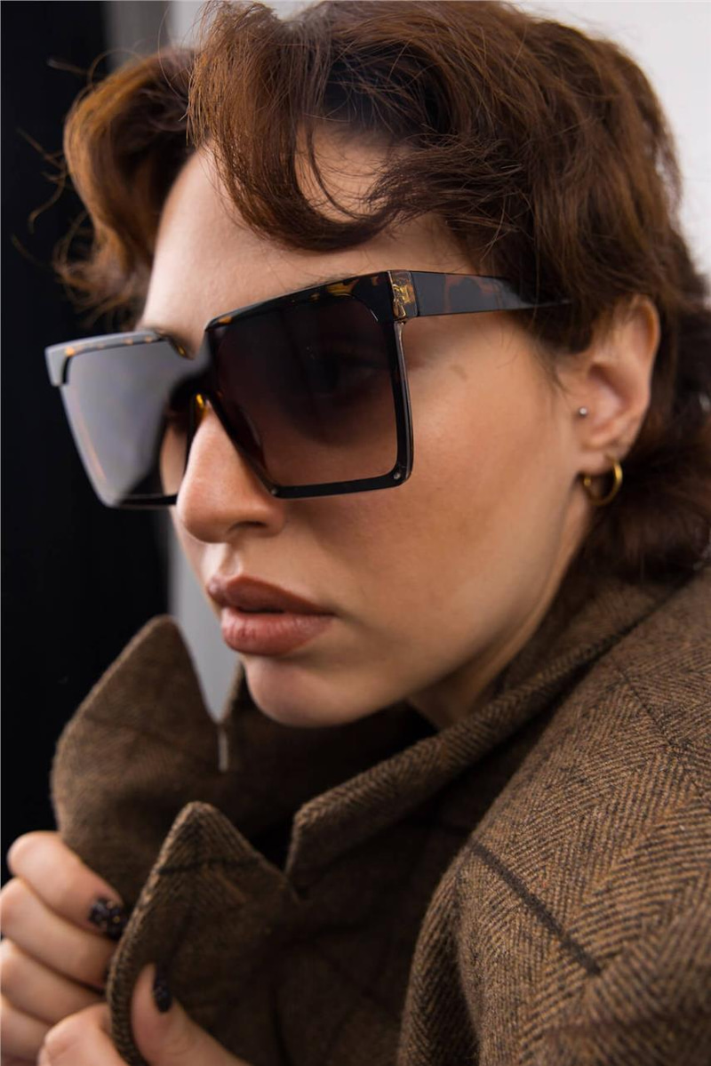 Sara Leopard Güneş Gözlüğü