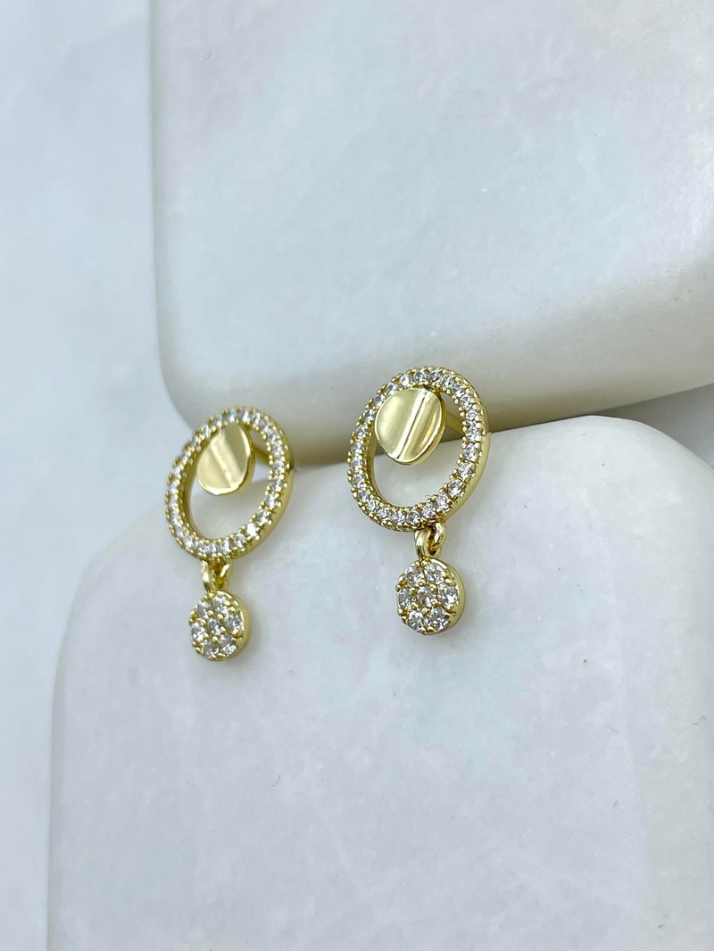 Özel Seri Gömme Taşlı Daire Model Küpe Gold