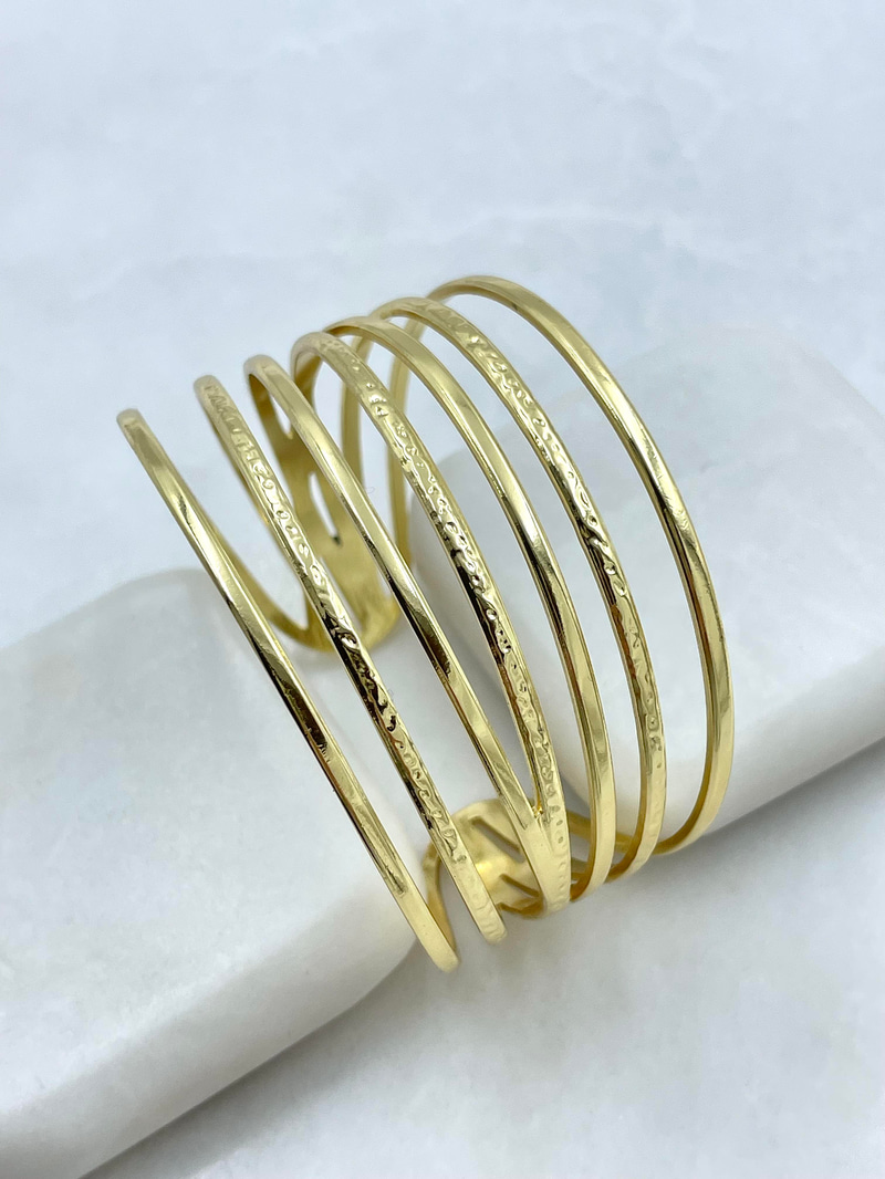 Çelik Yedi Sıra Desenli ve Düz Model Kelepçe Bileklik Gold