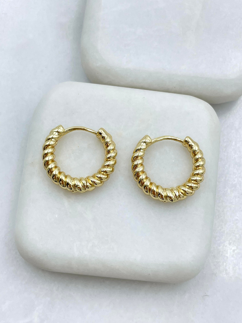 Altın Kaplama Tırtıklı Burgu Halka Küpe Gold