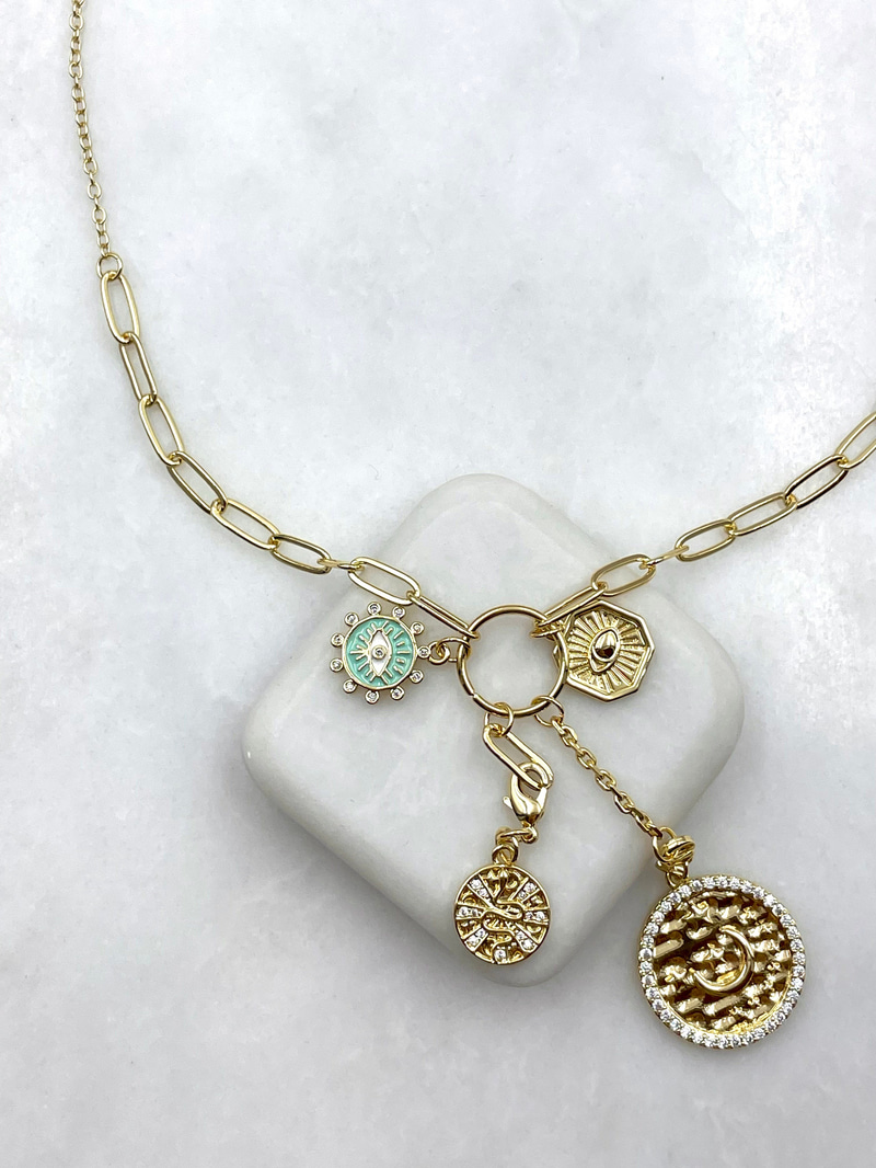 Altın Kaplama Ay Yıldız Plaka Sallantılı Kolye Gold