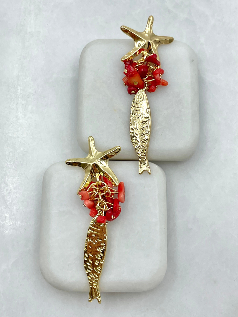 Deniz Yıldızı ve Balık Sallantılı Küpe Gold