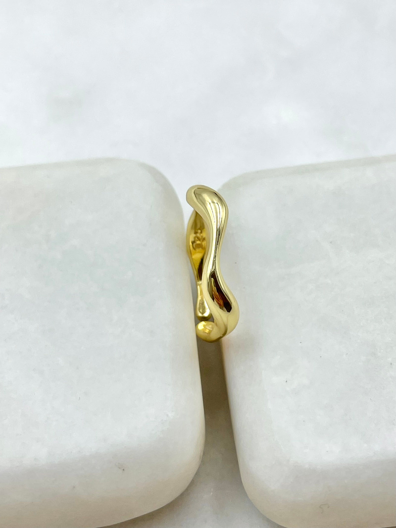 Minimal Bombe Dalga Yüzük Gold