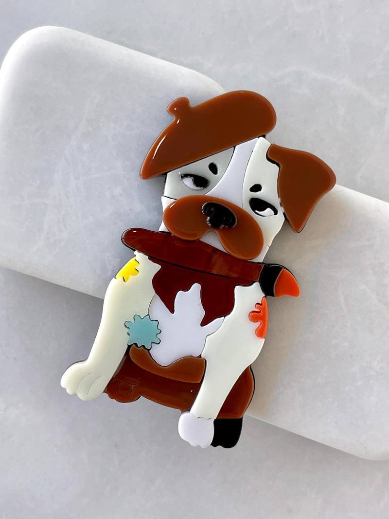 Ressam Köpek Kemik Broş Kahve