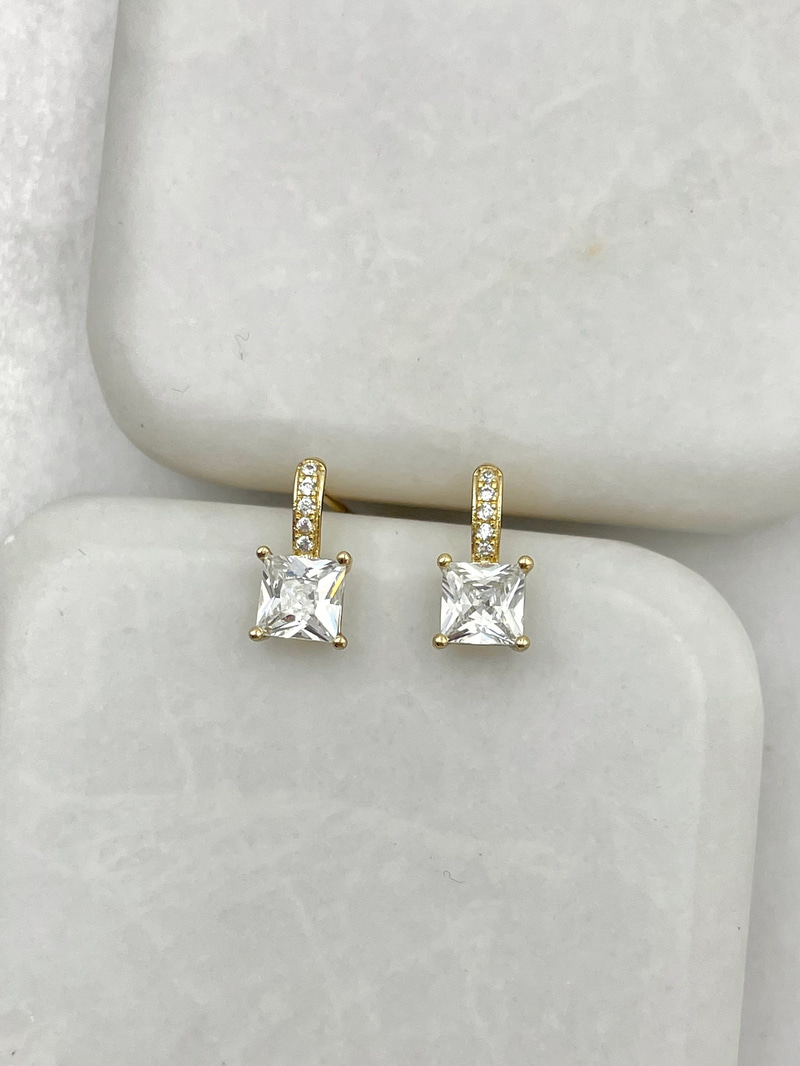 Özel Seri Kare Kristal Taşlı Minimal Küpe Gold