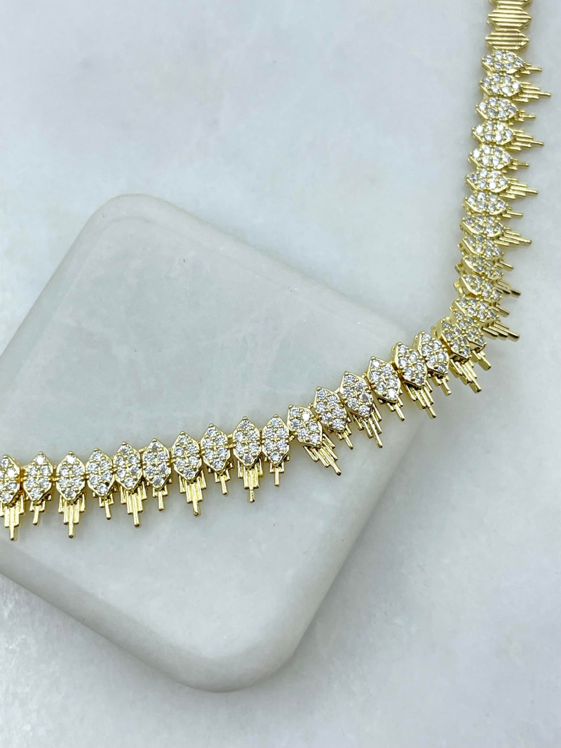 Altın Kaplama Kristal Taşlı Tasarım Kolye Gold