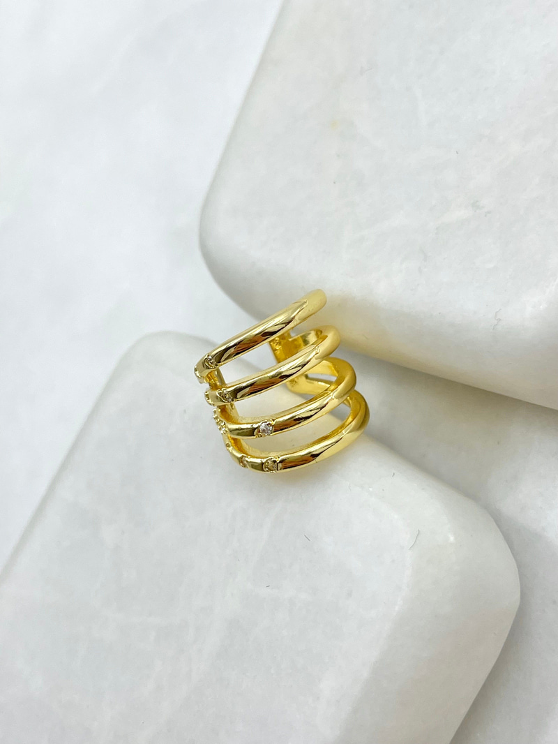 Gömme Taşlı Dört Sıra Kıkırdak Küpe Gold