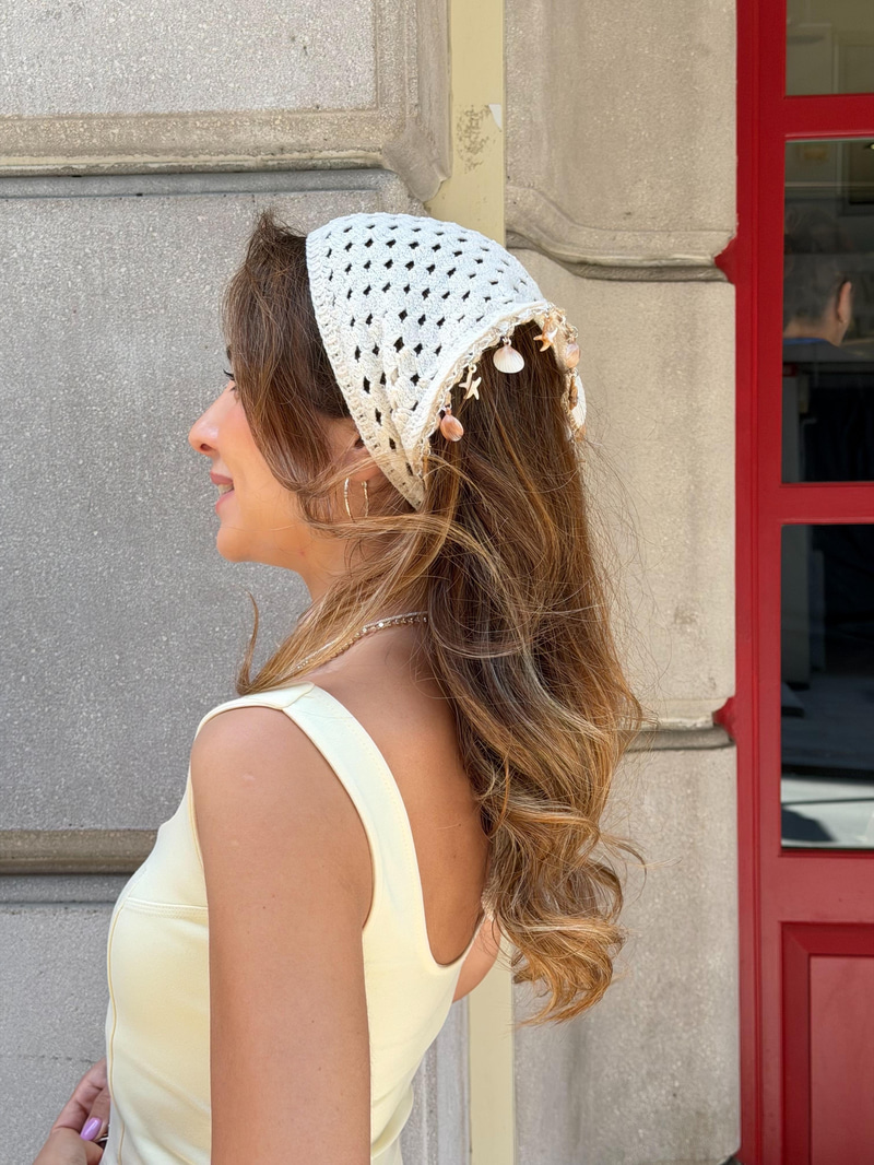 Denizkabuğu Saçaklı Üçgen İpli Bandana Ekru