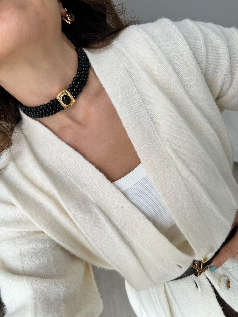 Üç Sıra Boncuklu Vintage Plaka Choker Kolye Siyah