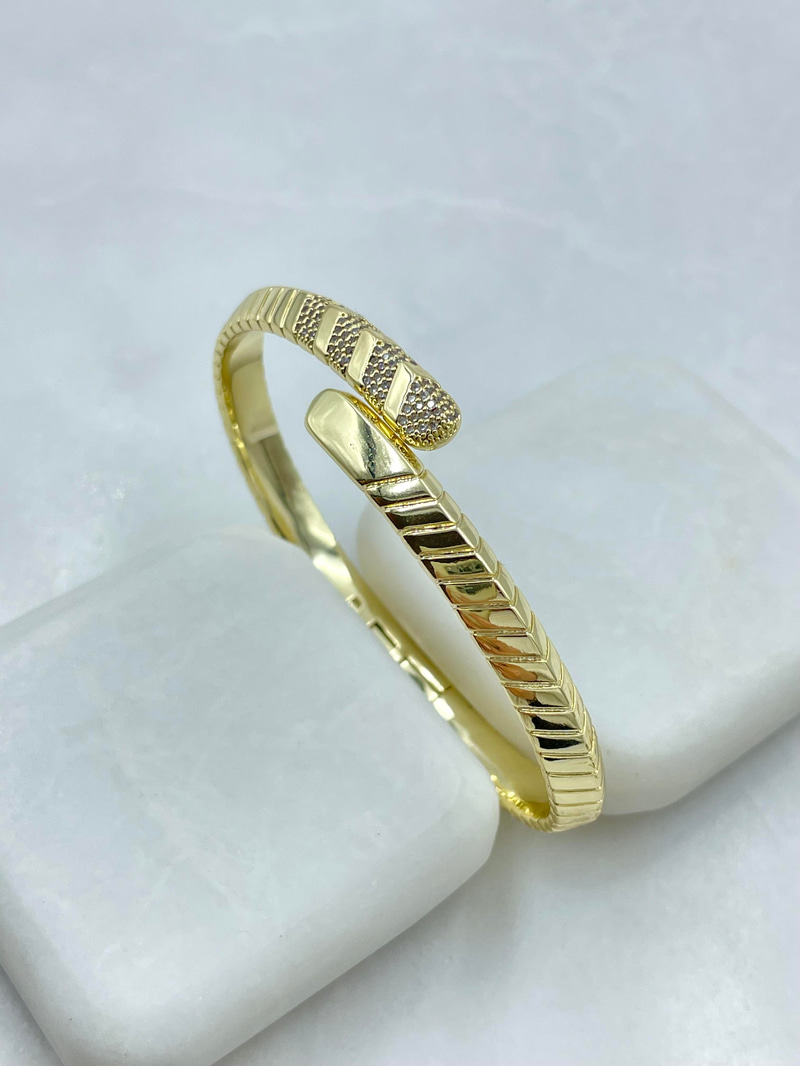 Özel Seri Gömme Taşlı Yılan Model Birleşim Kelepçe Bileklik Gold