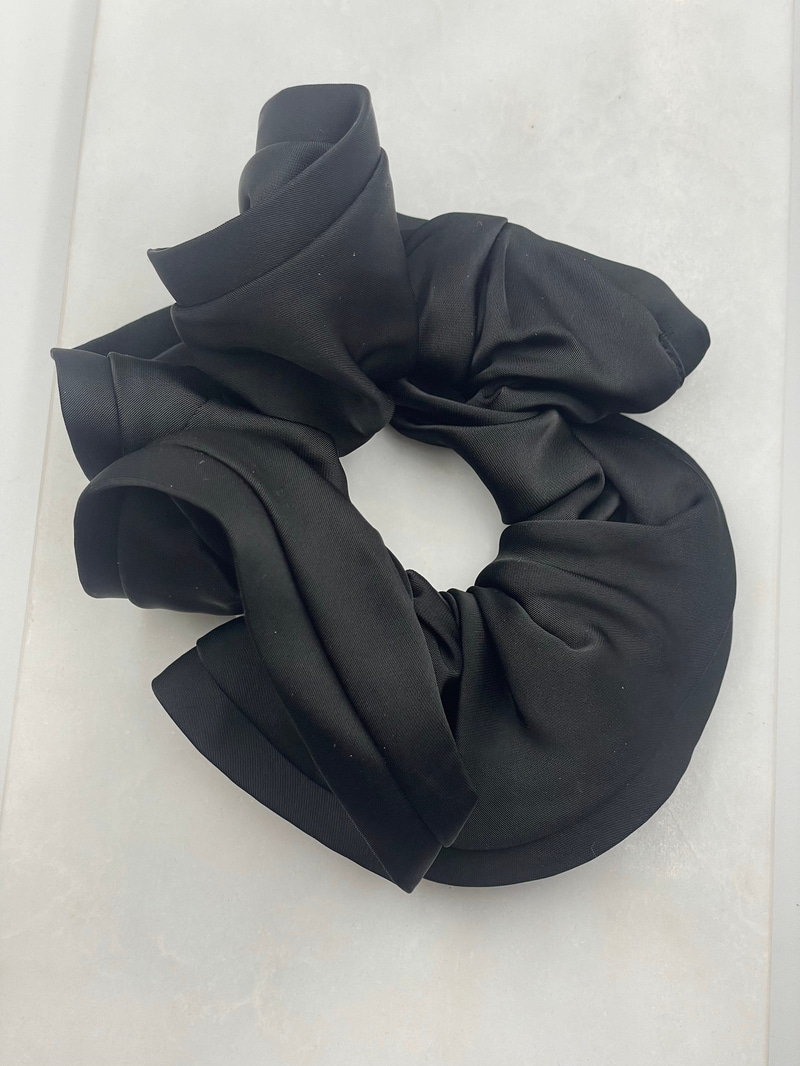 Saten Scrunchie Toka Siyah