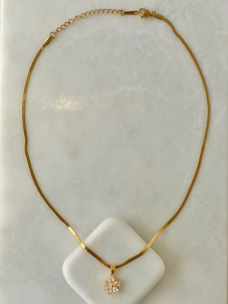 Çelik Minimal Kristal Çiçek İtalyan Zincir Kolye