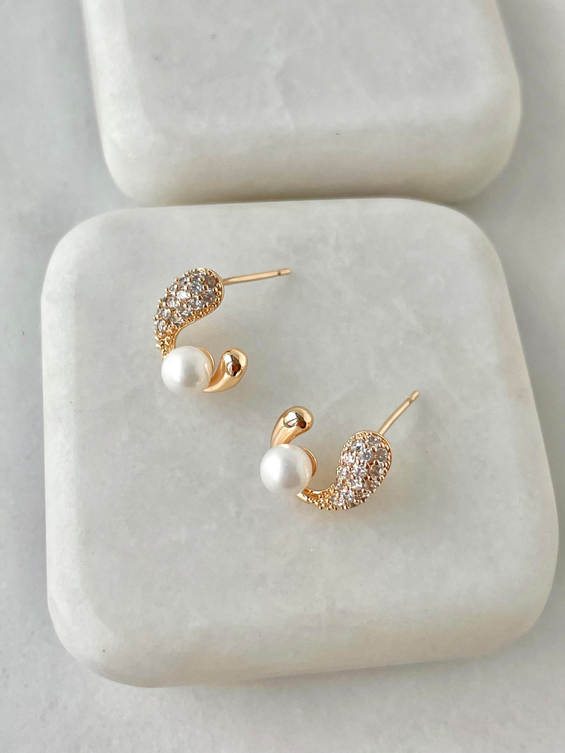 Özel Seri Gömme Taşlı İnci Küpe