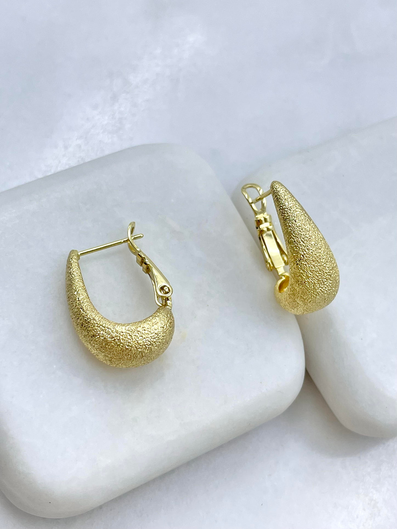 Özel Seri Kumlu Damla Model Küpe 2.1 cm Gold